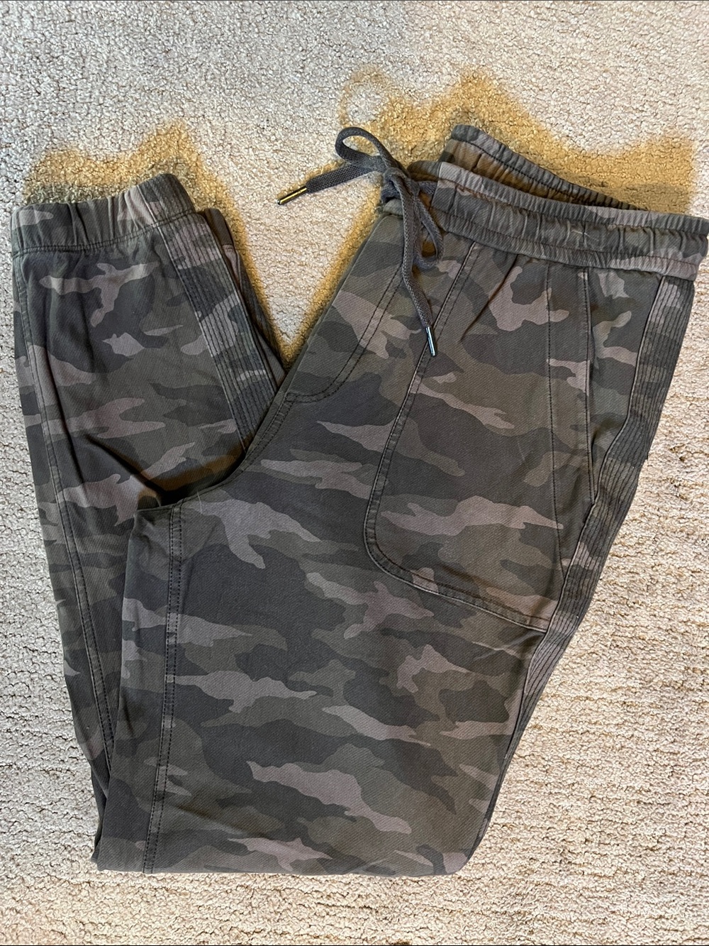 Athleta Women's Camo Drawstring Jogger Pants - Olive/Gray